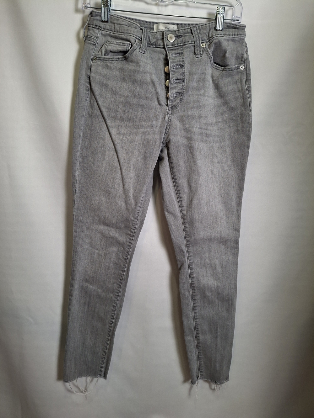 Universal Thread Gray High-Rise Button-Fly Ankle Jeans